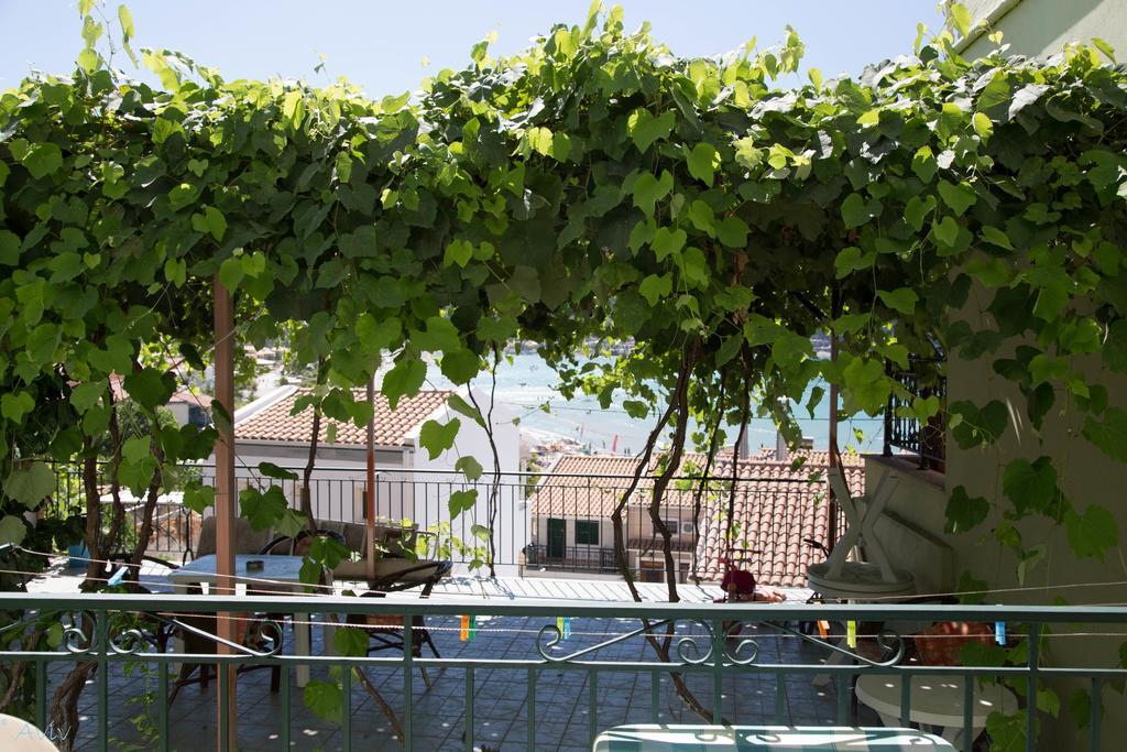 Steven Apartment Vasiliki Exterior photo