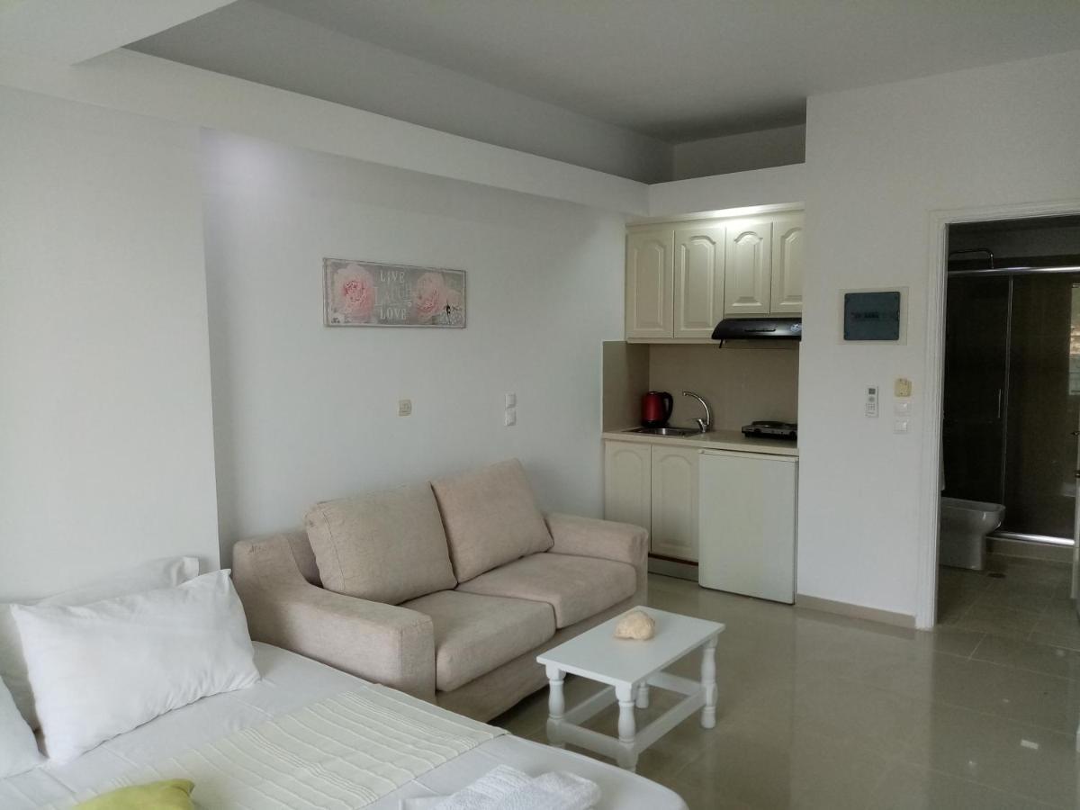 Steven Apartment Vasiliki Exterior photo